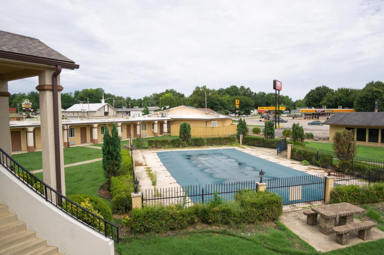 Woodridge Inn And Suites マイアミ エクステリア 写真
