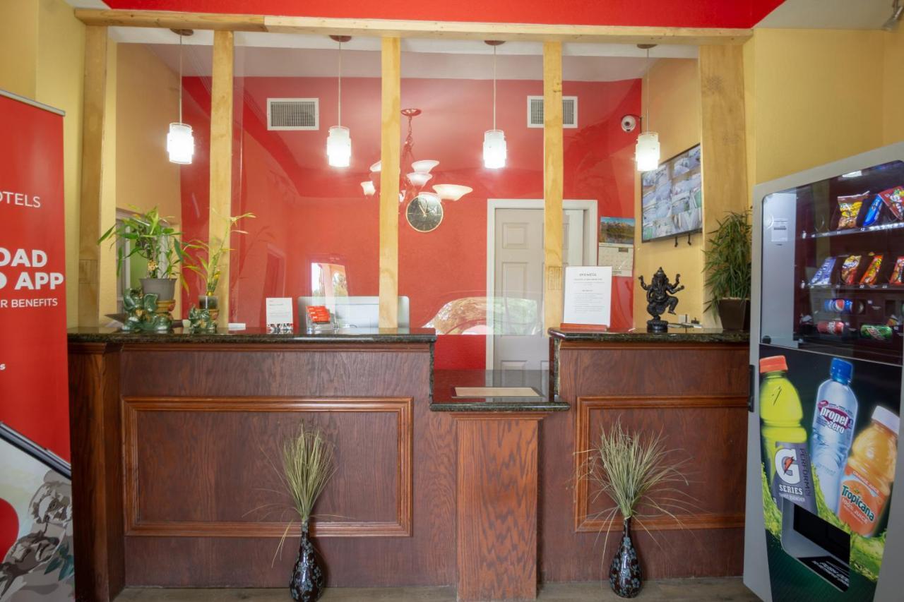 Woodridge Inn And Suites マイアミ エクステリア 写真