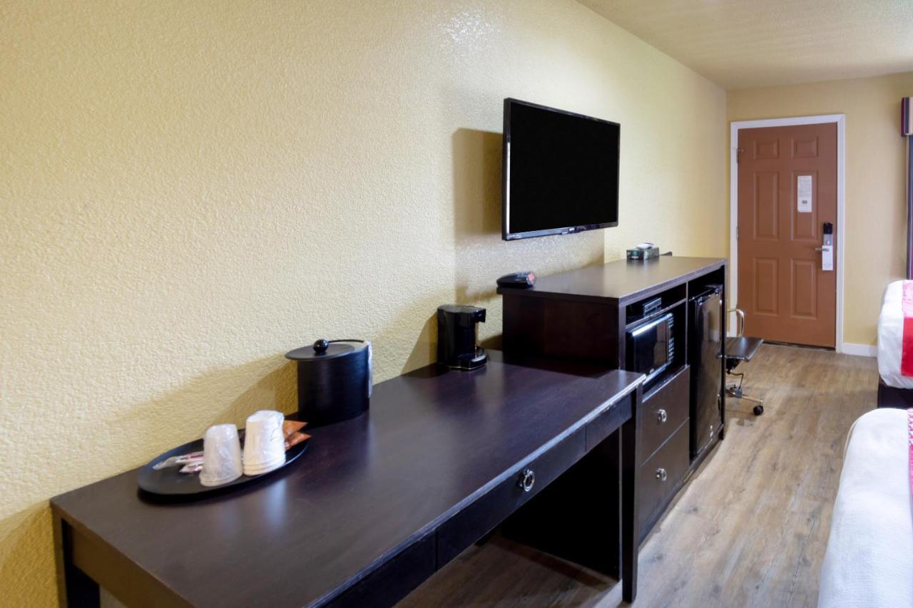 Woodridge Inn And Suites マイアミ エクステリア 写真