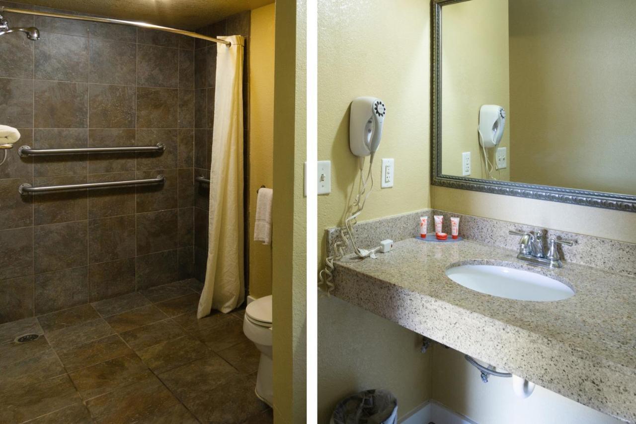 Woodridge Inn And Suites マイアミ エクステリア 写真